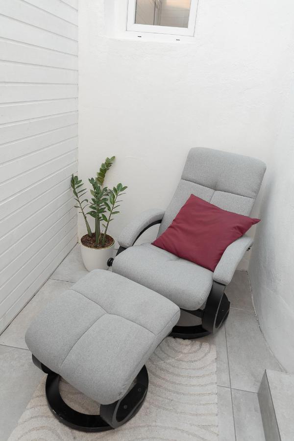 Skolska Winter Terrace Apartment 프라하 외부 사진